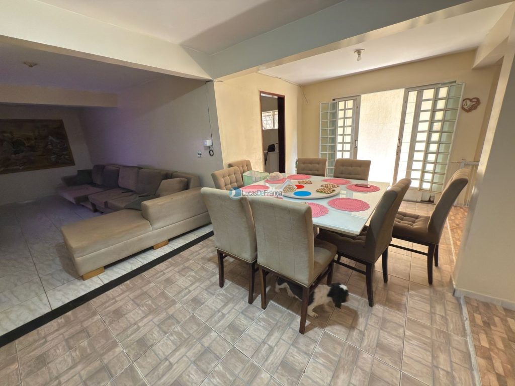 DUAS CASAS NO SETOR TRADICIONAL (3)