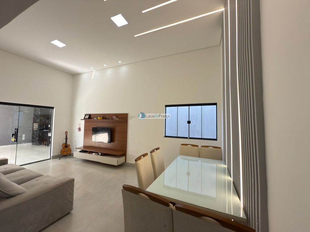 Casa Moderna à Venda no Buritis 4 (3)