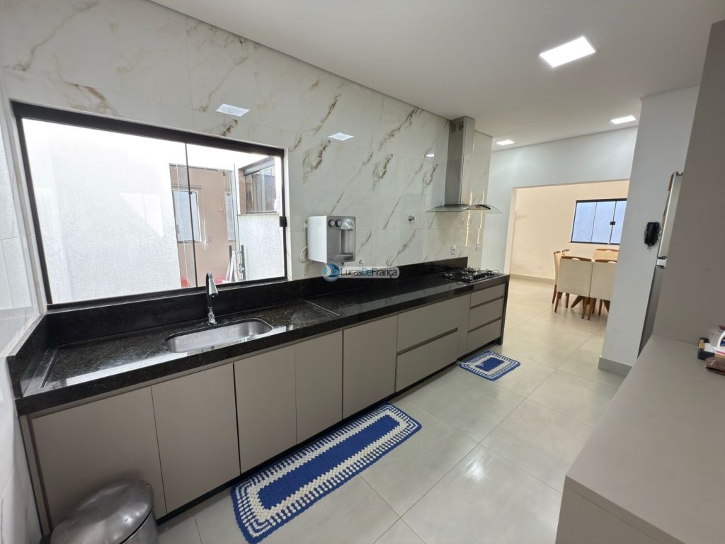 Casa Moderna à Venda no Buritis 4 (8)