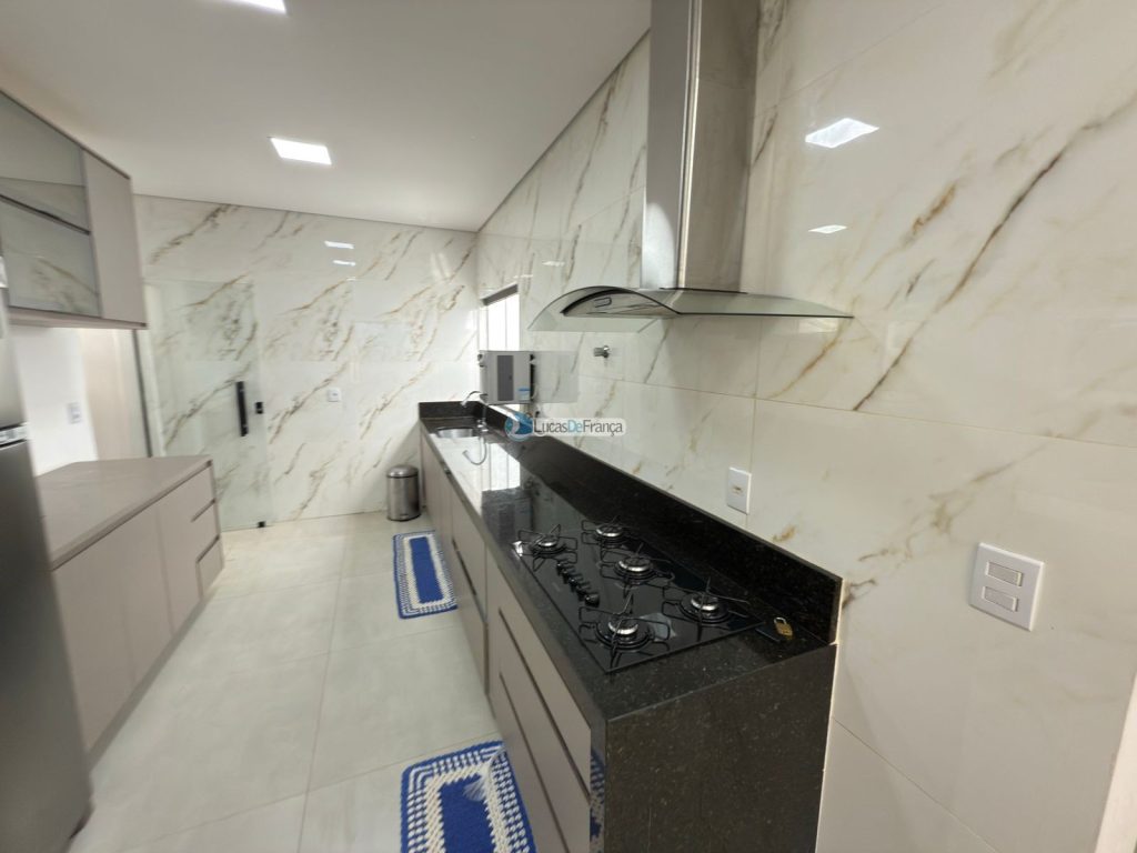 Casa Moderna à Venda no Buritis 4 (9)