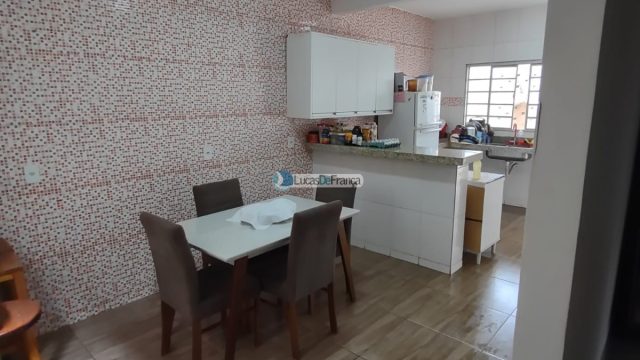 Casa na Estância Três