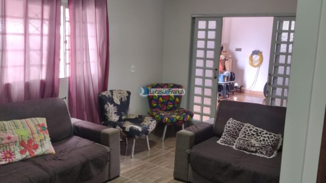 Casa na Estância Três