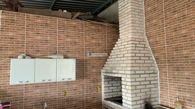 Excelente Prédio Comercial no Setor de Oficinas Planaltina-DF.