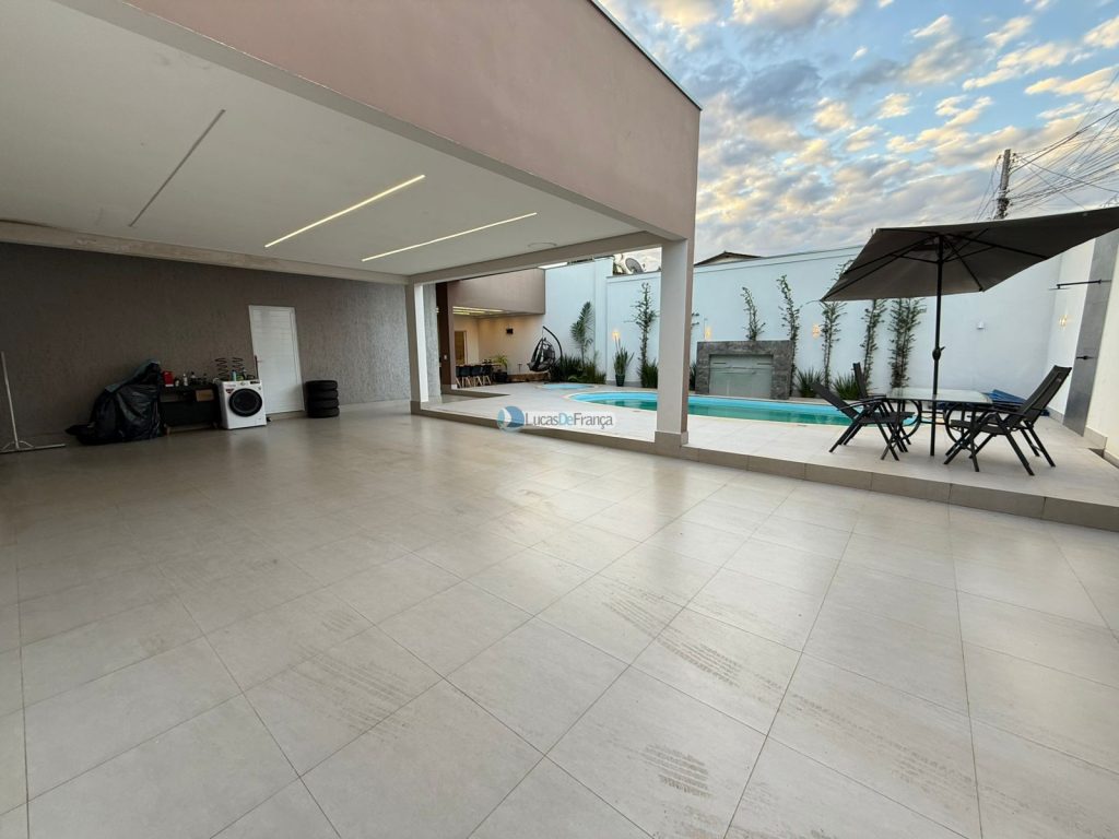 Casa à Venda na Avenida Contorno da Vila Vicentina (18)