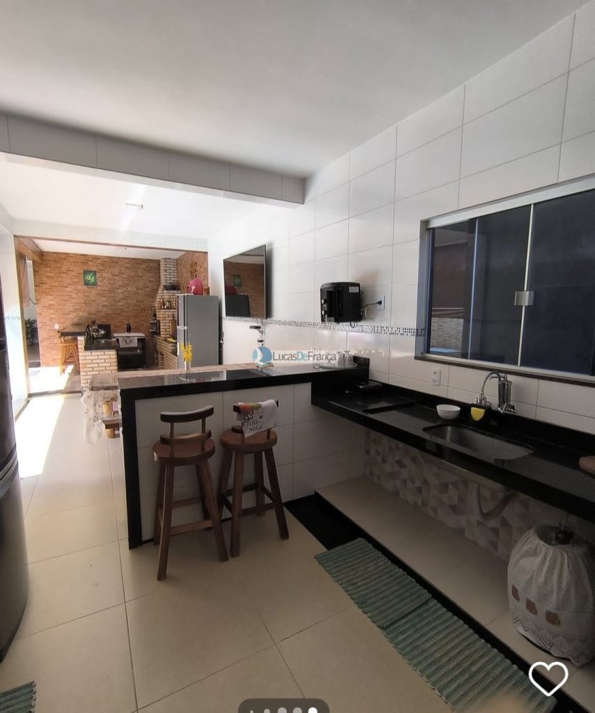 Casa de alto padrão no Arapoangas (18)