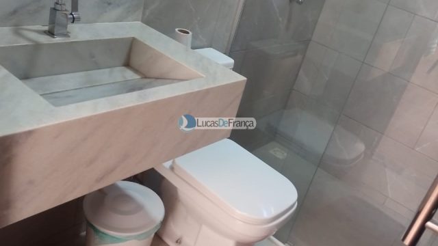 Casa de alto padrão no Arapoangas