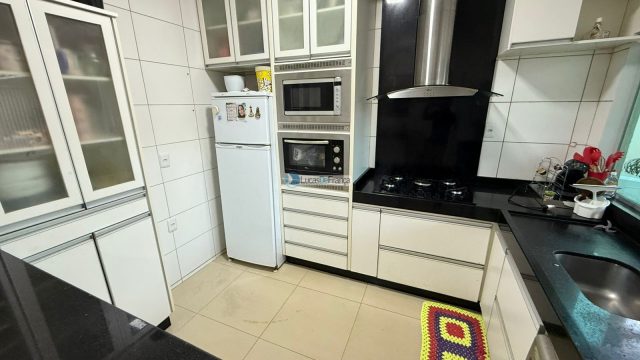 Casa na Quadra 03 (parte do meio)