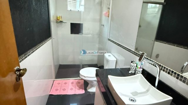 Casa na Quadra 03 (parte do meio)