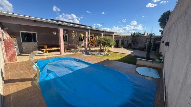 Casa no condomínio Veneza no Arapongas