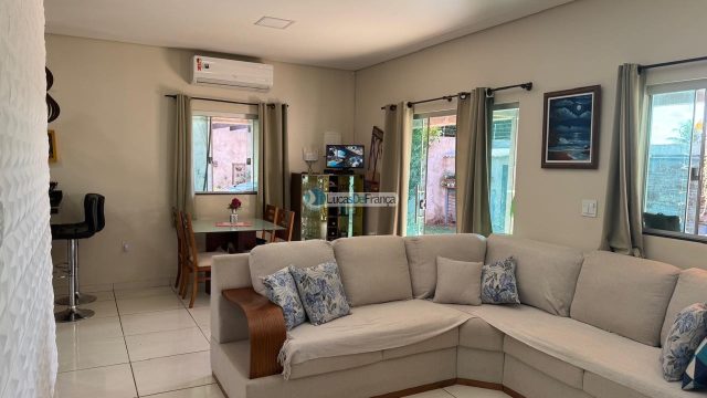 Casa no condomínio Veneza no Arapongas