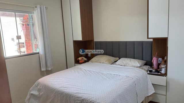 Casa no condomínio Veneza no Arapongas