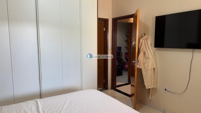 Casa no condomínio Veneza no Arapongas