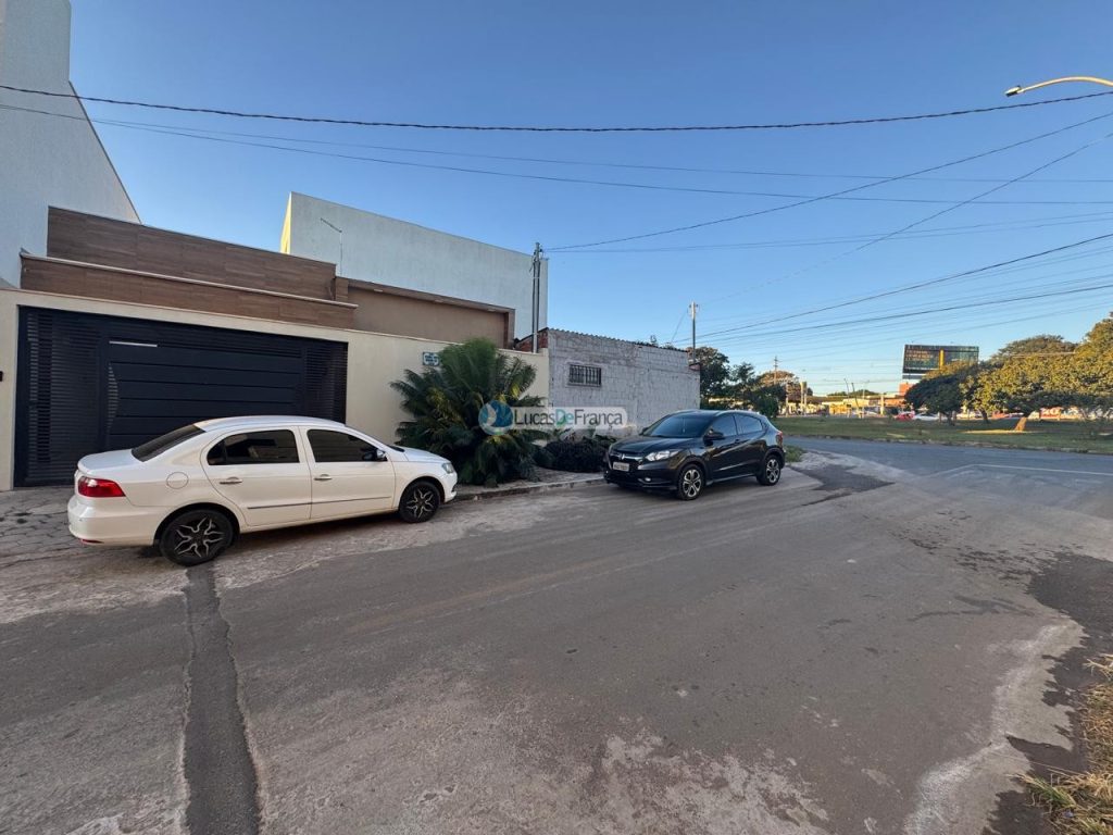 Imóvel Na Vila Militar (1)