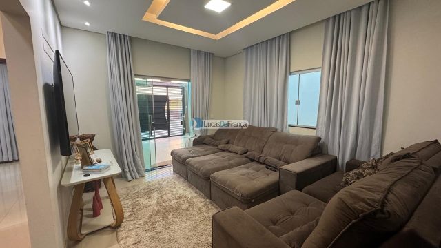 Imóvel Na Vila Militar