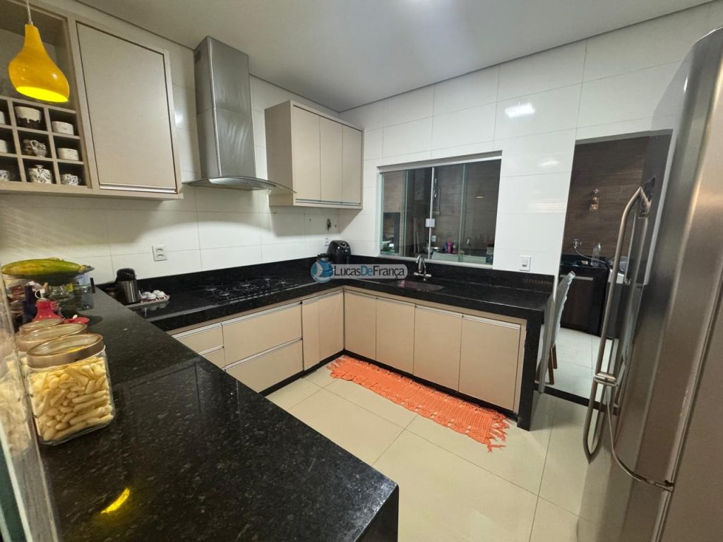 Imóvel Na Vila Militar (9)