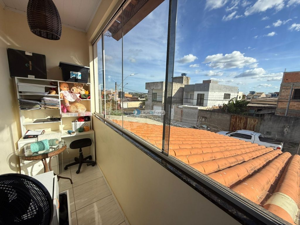 Linda e Excelente casa bem localizada. (12)