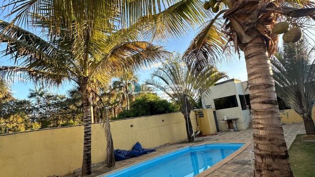 Casa com Lote de 800m² em um já consolidado condomínio de Planaltina-DF,