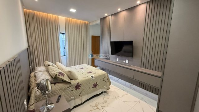 Casa de alto padrão na Vila Vicentina