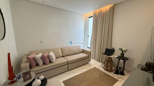 Casa de alto padrão na Vila Vicentina