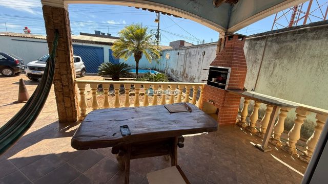 Casa Térrea com Piscina à Venda – Portal do Amanhecer III, Planaltina/DF