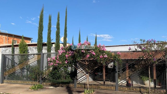 EXCELENTE CASA NA VILA VICENTINA