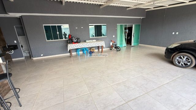 EXCELENTE IMÓVEL NA RUA MATO GROSSO