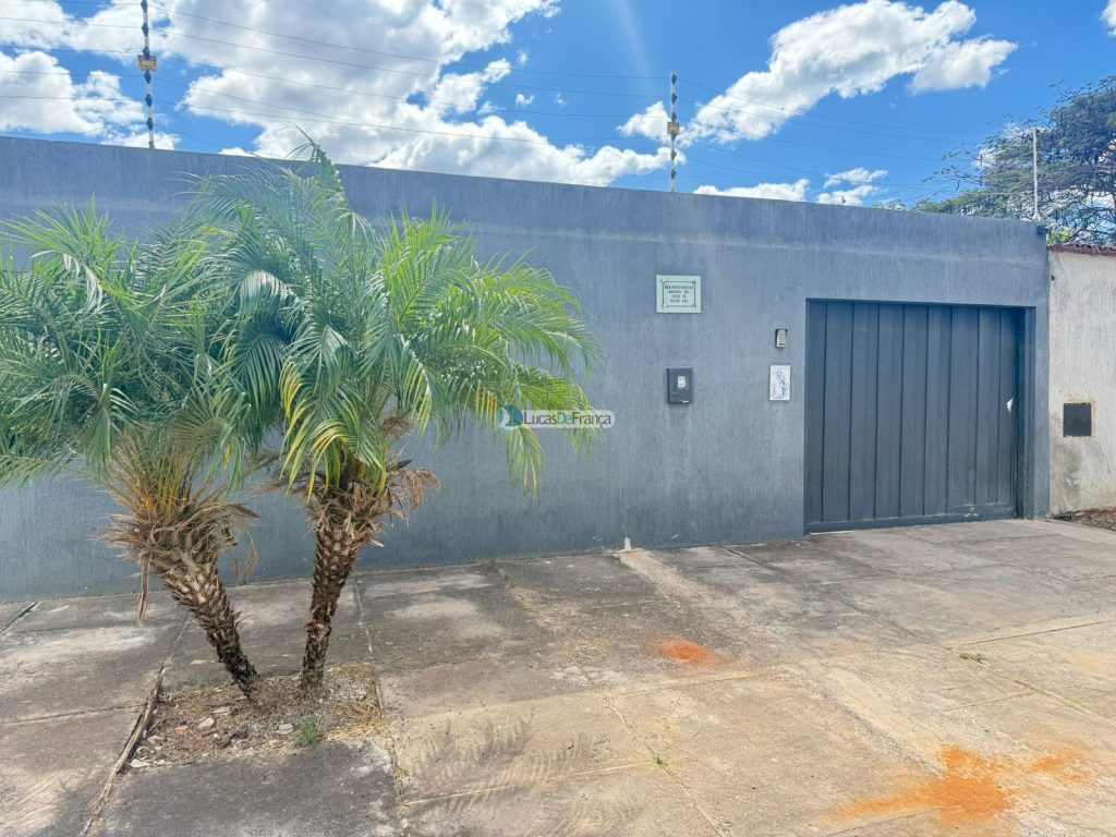 EXCELENTE IMÓVEL NA RUA MATO GROSSO (13)