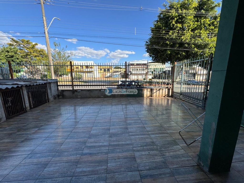 Prédio na Qd 2 do Jardim Roriz (14)