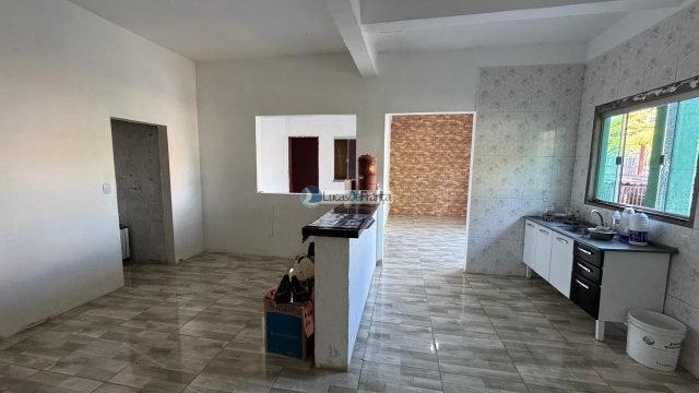 Prédio na Qd 2 do Jardim Roriz