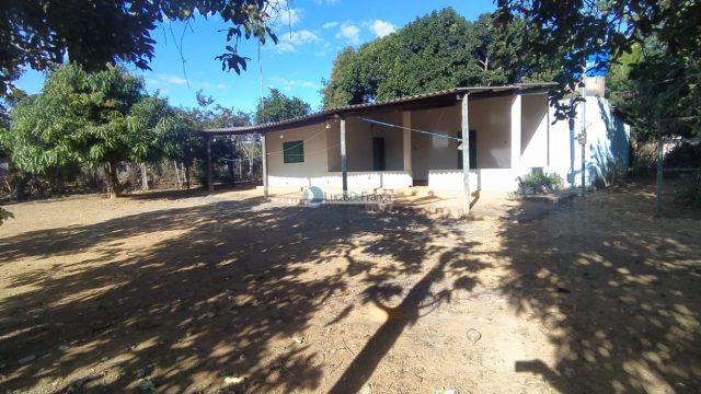 Rancho na Barragem dos Queimados -GO