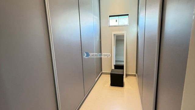 Casa de alto padrão na Avenida São Paulo, Setor Tradicional