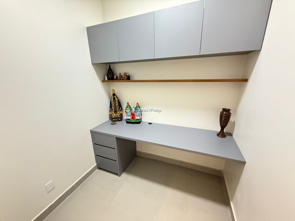 casa de alto padrão na Avenida São Paulo Setor Tradicional (5)