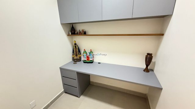 Casa de alto padrão na Avenida São Paulo, Setor Tradicional