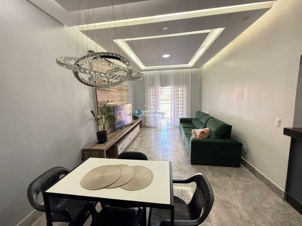 Casa na Quadra 1 – Vila Buritis (1)