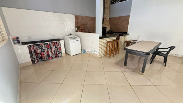 Casa na Quadra 1 – Vila Buritis