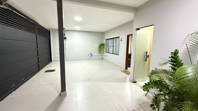 Casa na Vila Militar (SRO)