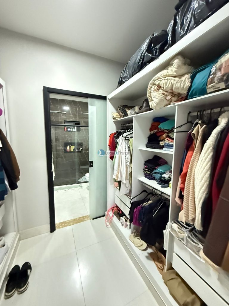 Casa na Vila Militar (SRO) (2)