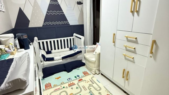 Casa na Vila Militar (SRO)