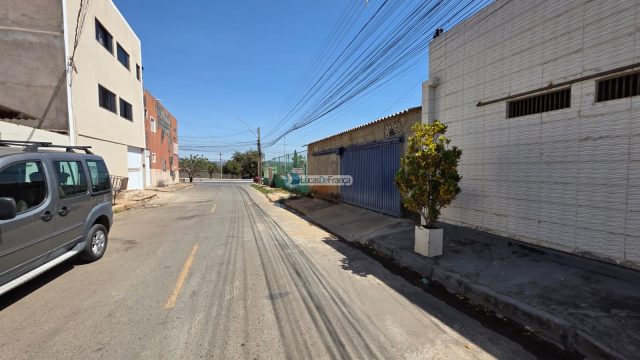 Casa no Bairro Arapoangas Qd. 3D- conj. B