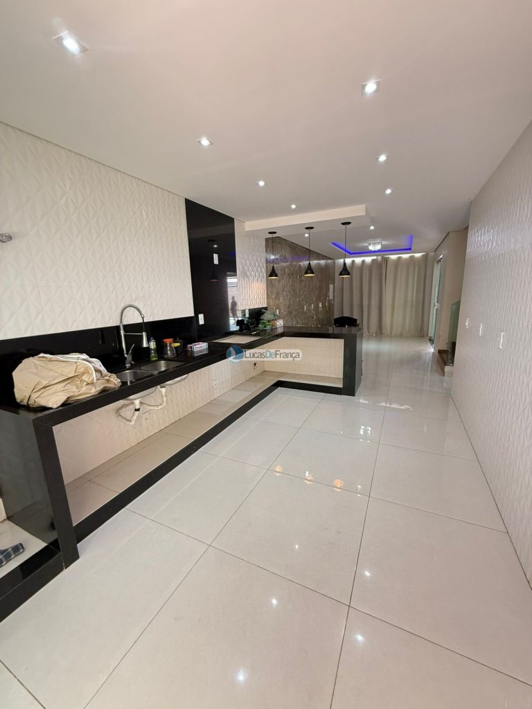 casa no Buritis IV Quadra 26 (10)