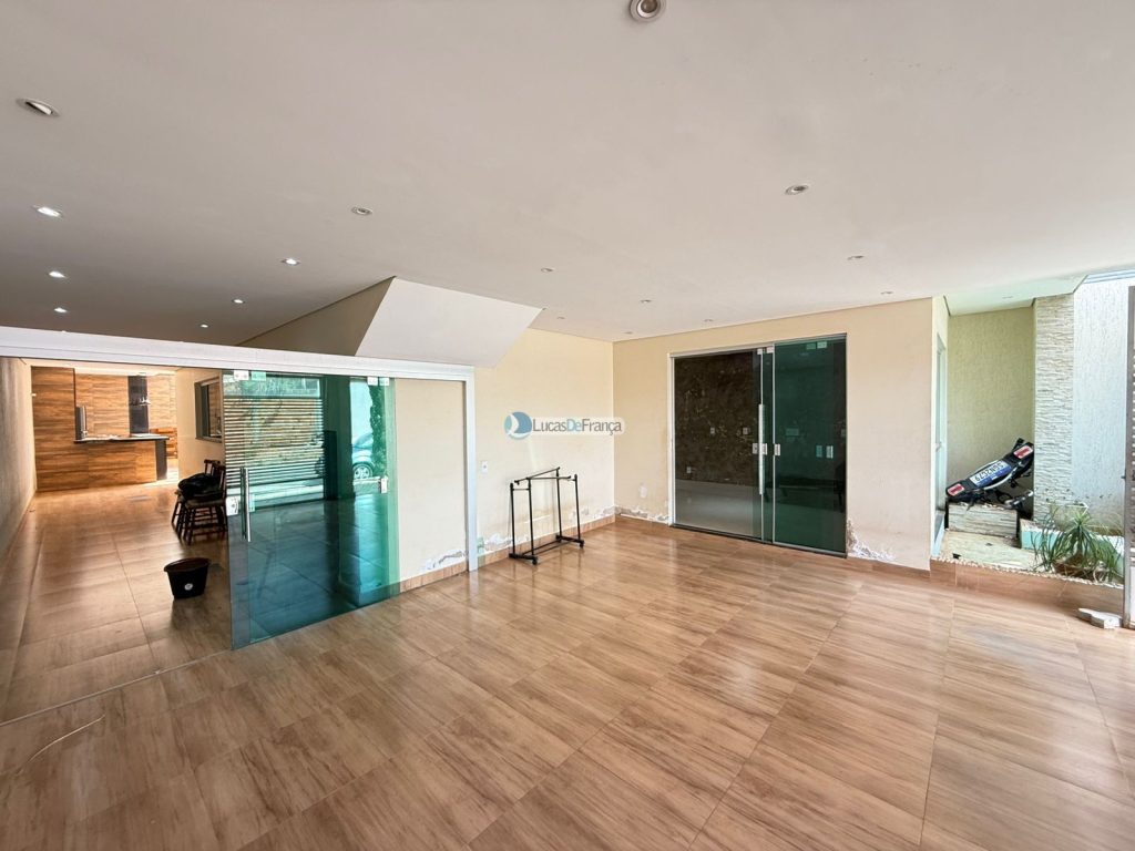 casa no Buritis IV Quadra 26 (7)