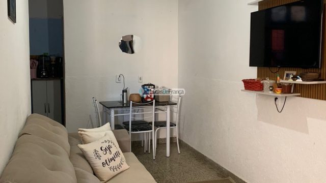 PRÉDIO NO ARAPOANGAS, AV. COMERCIAL.