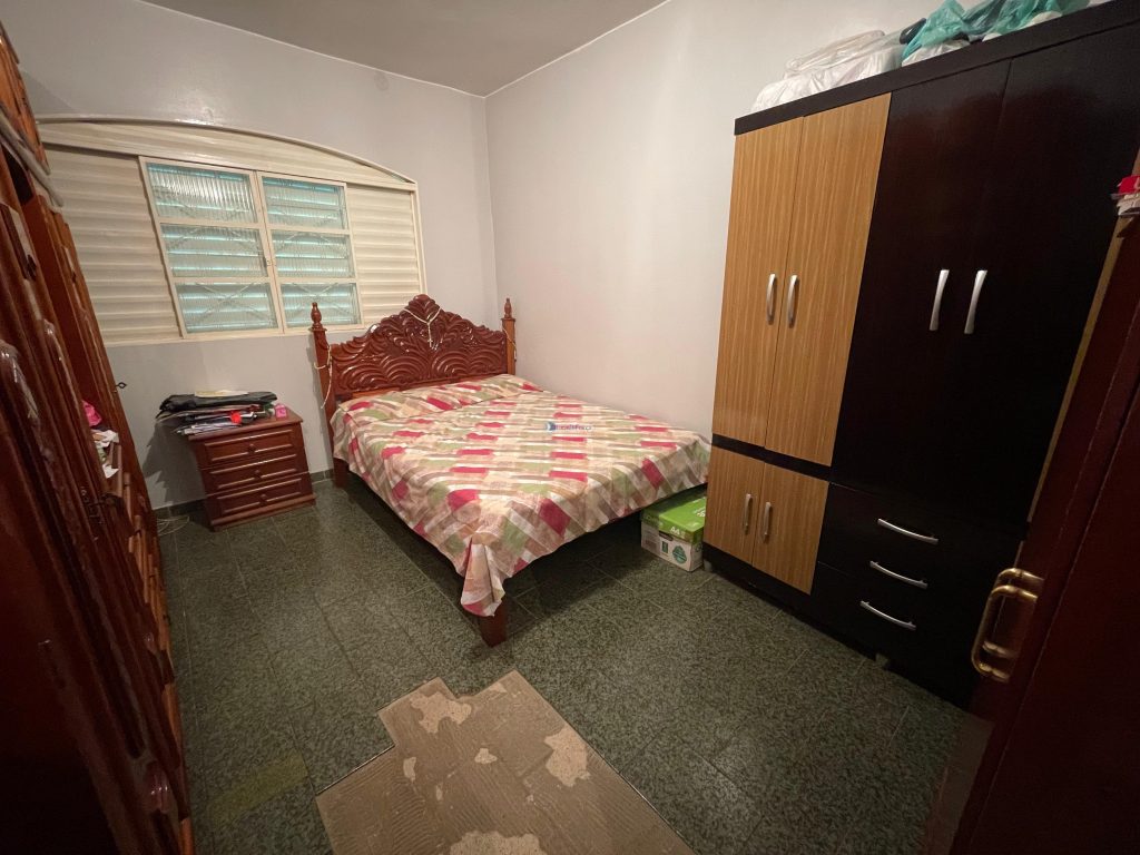 Sobrado em Lote Comercial Vila Buritis (11)