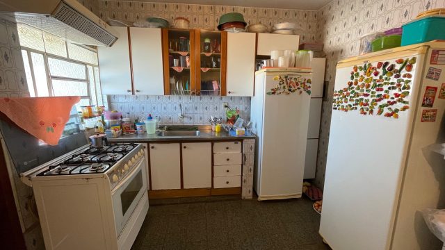 Sobrado em Lote Comercial – Vila Buritis, Quadra 02, Conjunto J