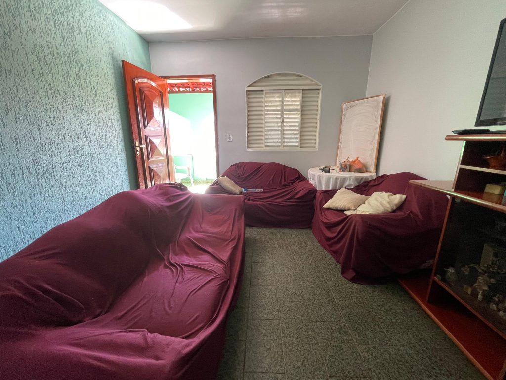 Sobrado em Lote Comercial Vila Buritis (17)