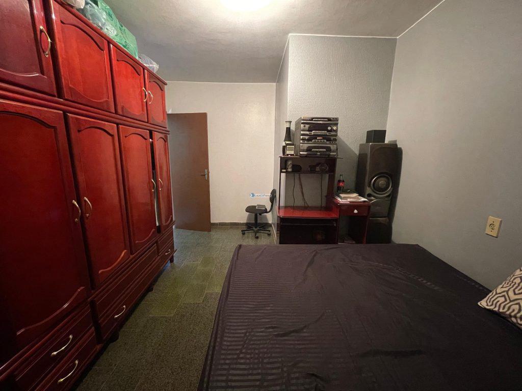 Sobrado em Lote Comercial Vila Buritis (19)