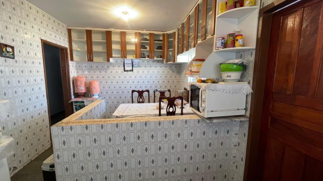 Sobrado em Lote Comercial – Vila Buritis, Quadra 02, Conjunto J