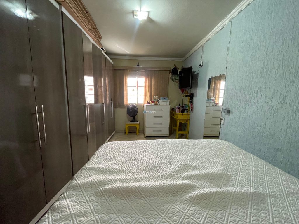 Sobrado em Lote Comercial Vila Buritis (23)