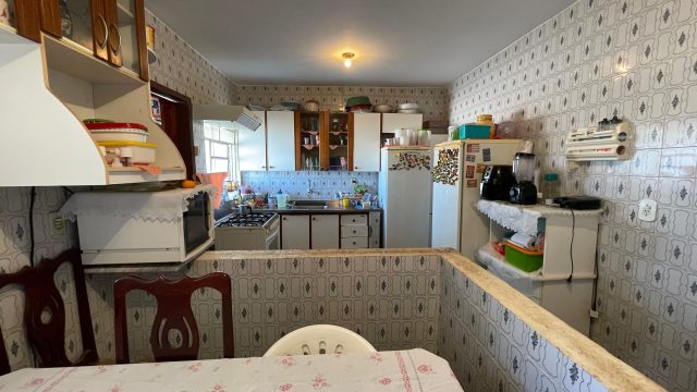 Sobrado em Lote Comercial – Vila Buritis, Quadra 02, Conjunto J