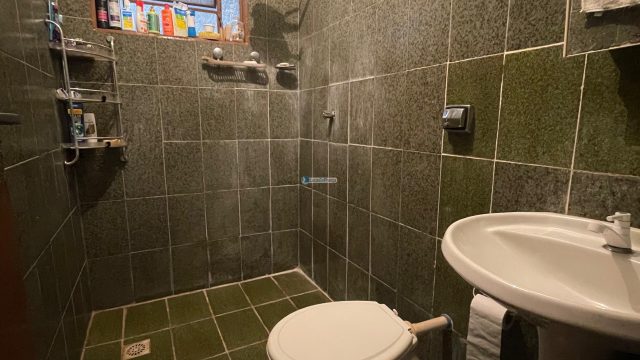 Sobrado em Lote Comercial – Vila Buritis, Quadra 02, Conjunto J